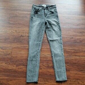 AGOLDE Gray Denim Chic Edgy Feminine Whimsigoth Raw Hem Distressed Jeans Size 23